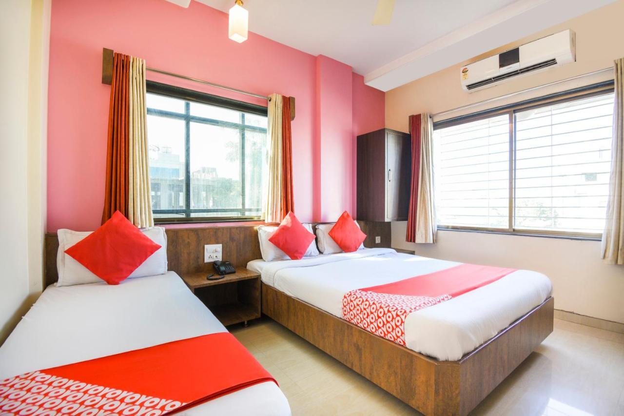 Sai Palkhi Hotel Shirdi Exterior foto